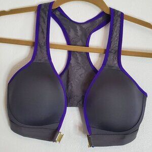 Sports bra front hook Women Size 34B NWOT